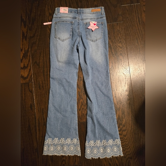 Girls Gogo Star Crochet Textured Denim Flare Pants Jeans Size 14 NWT - Picture 9 of 11